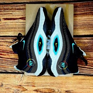 Nike Men’s Cosmic Unity 3 “N7”
